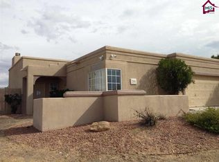2648 Bearcat Dr, Las Cruces, NM 88001