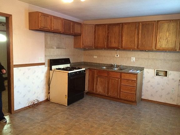 3rd image of 4306 Andover Dr