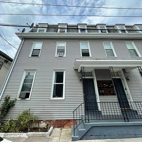 219 W Water St Photo 1