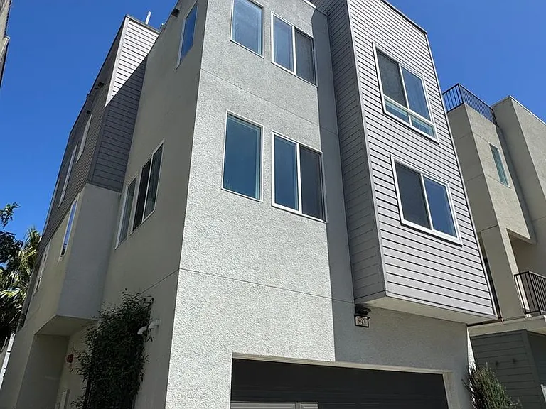 892 Estuary St — Photo 21