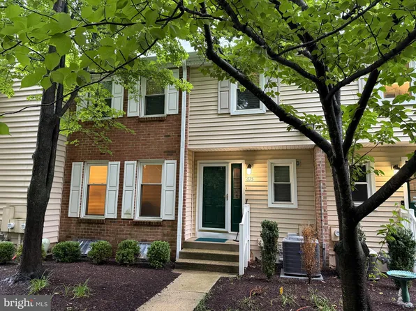 615 Society Hill Blvd, Cherry Hill, NJ 08003