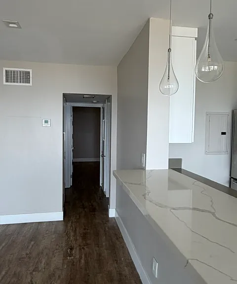 694 N Coast Hwy #5 — Photo 4