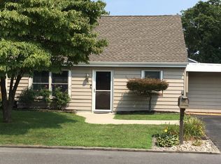 5 Bay Ter, Toms River, NJ 08753