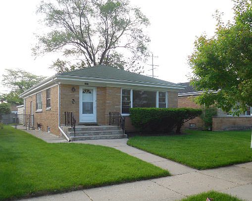 1st image of 8107 Hamlin Ave