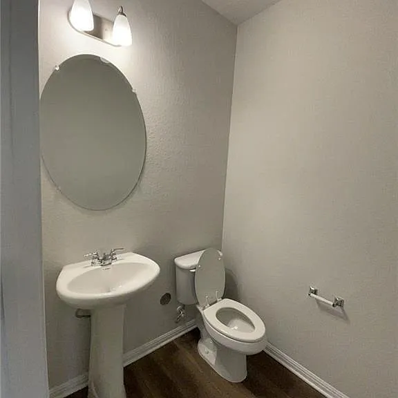 233 Hauser Dr — Photo 10