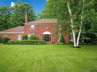 45 Middlesex Dr, Slingerlands, NY 12159