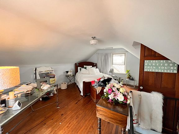 4th image of 4641 N Kenwood Ave
