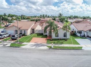 4833 SW 142nd Pl, Miami, FL 33175