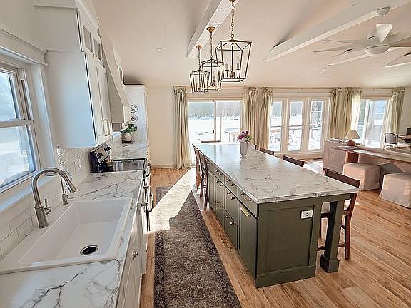 3rd image of 9315 Tyler Rd