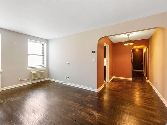 4th image of 21529 48th Ave #B1