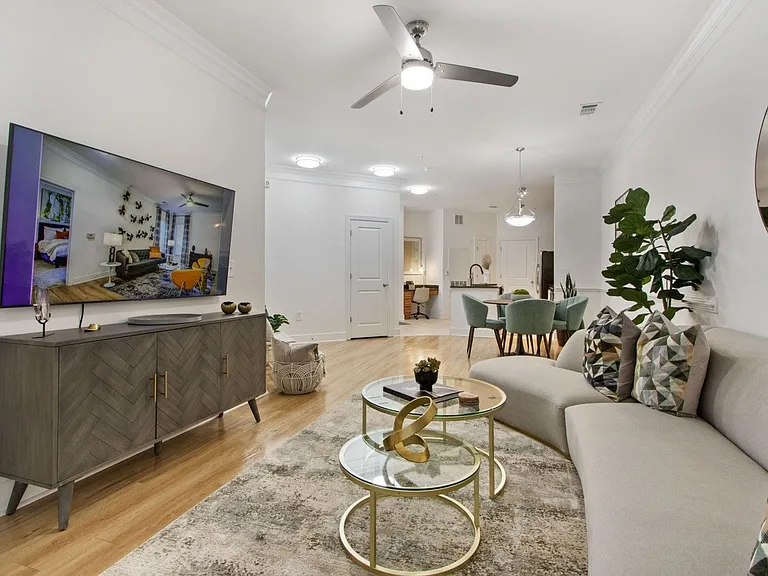 Residence at Tribeca — Photo 8