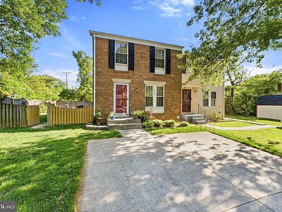 2nd image of 6255 Hammett St