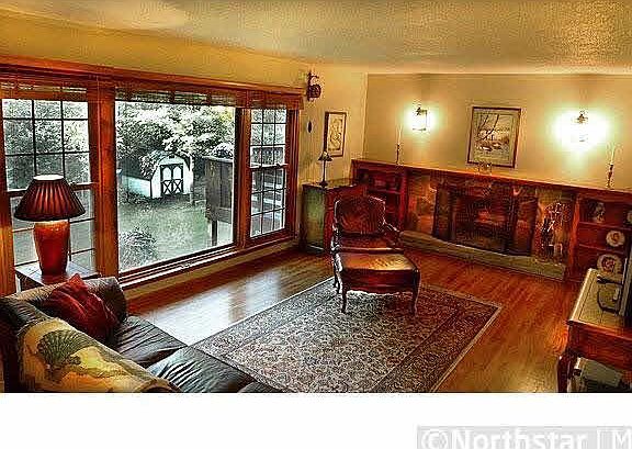 5th image of 18105 30th Avenue N