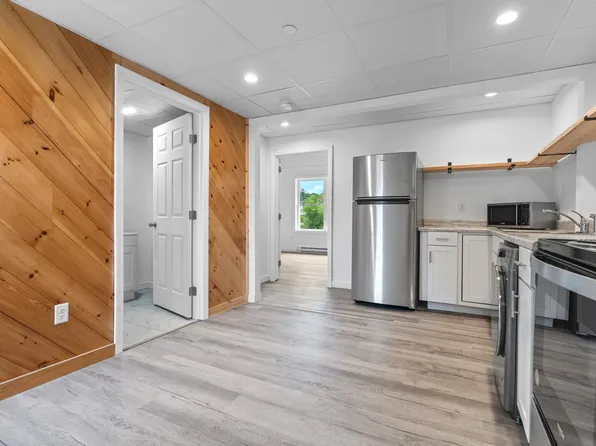 1000 Congress St #3, Portland, ME 04102