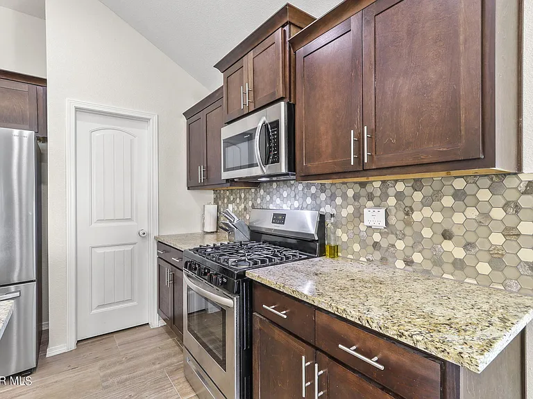 1133 Indigo Sky St — Photo 14