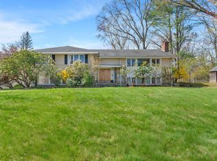 14 October Ln, Weston, MA 02493