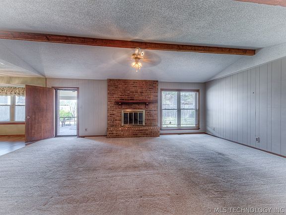 4th image of 2220 W Memphis Pl