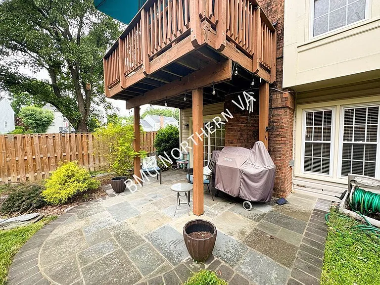 6600 Dunwich Way — Photo 38