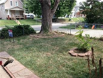 Private ,treed back yard.
