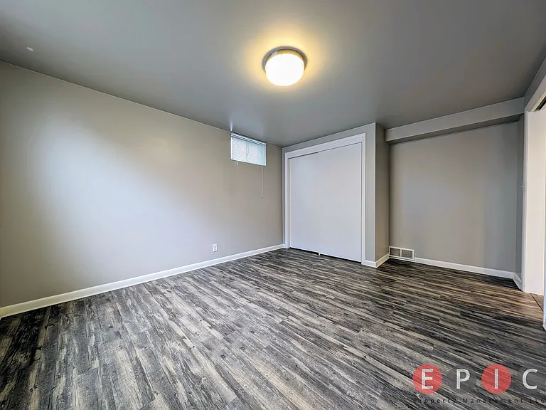 1227 E Sherman Ave #BASEMENT — Photo 5