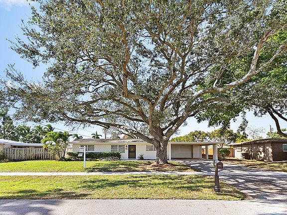 2nd image of 421 San Mateo Drive
