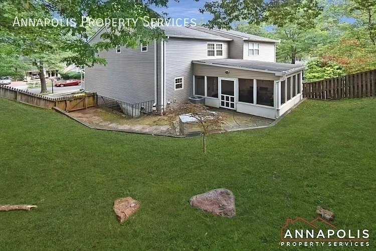364 Ellenham Ct — Photo 27