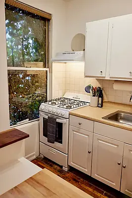 Rented by Oxford Property Group | media 8