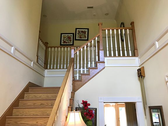 Front stairs in foyer