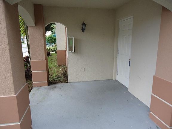 3rd image of 1270 SE 31st Ct APT 106