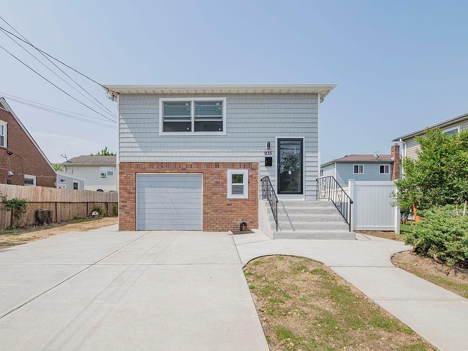 1st image of 935 Prospect Avenue