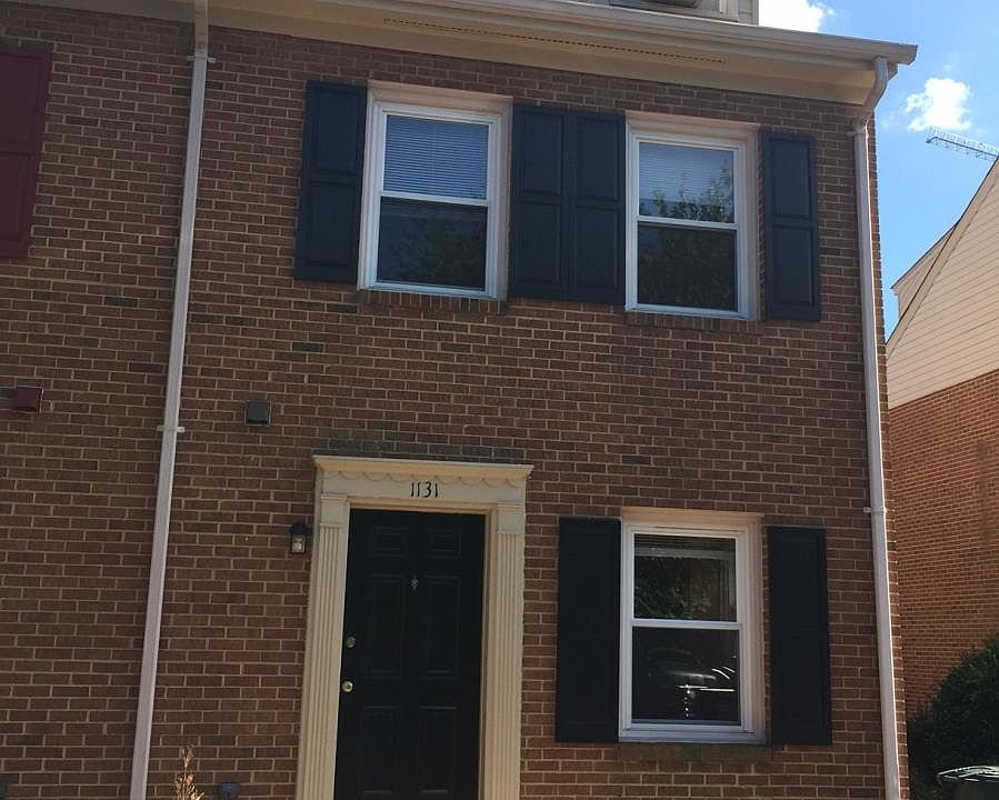 1st image of 1131 N Vernon St