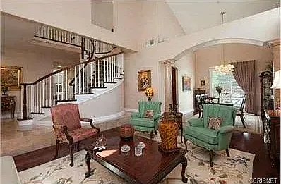 5 bed, 3.5 bath, 3467 sqft, $9,450 — Photo 4