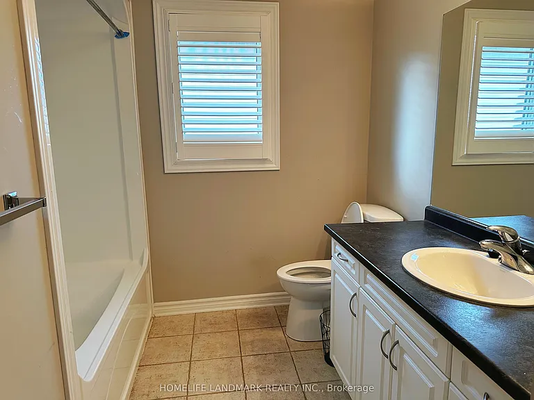 388 Berryhill Dr — Photo 12