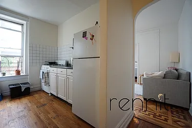 Rented by Rennit Inc.