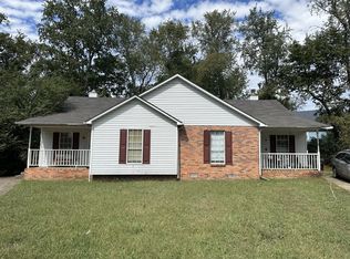 1003 N Lakeshore Dr, Murfreesboro, TN 37130