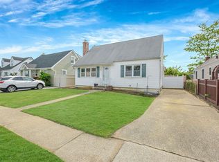 1388 Harding St, North Bellmore, NY 11710