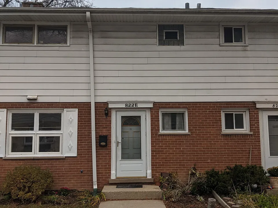 822 Skokie Blvd