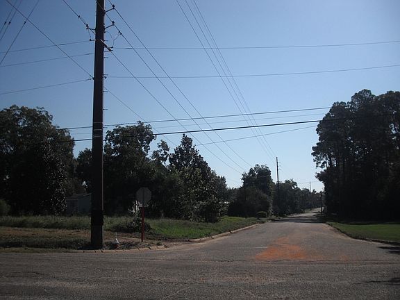 5th image of 104 Arvie Dr