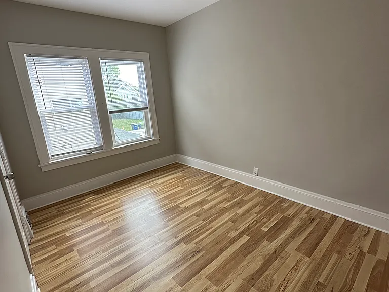 13367 Madison Ave #5 — Photo 11