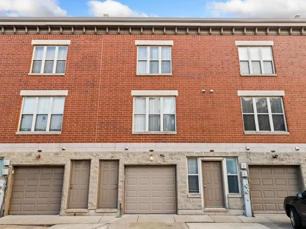 2405 W Flournoy St #B, Chicago, IL 60612