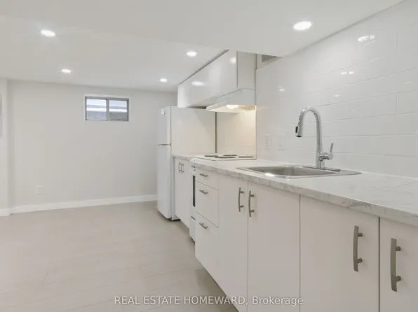 486 Delaware Ave, Toronto, ON M6H 2T9