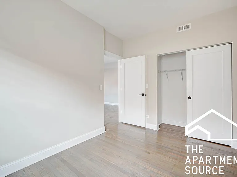3405 W Fullerton Ave #3D — Photo 6