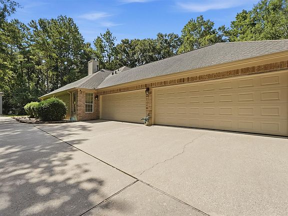 5th image of 29910 Commons Superior Dr