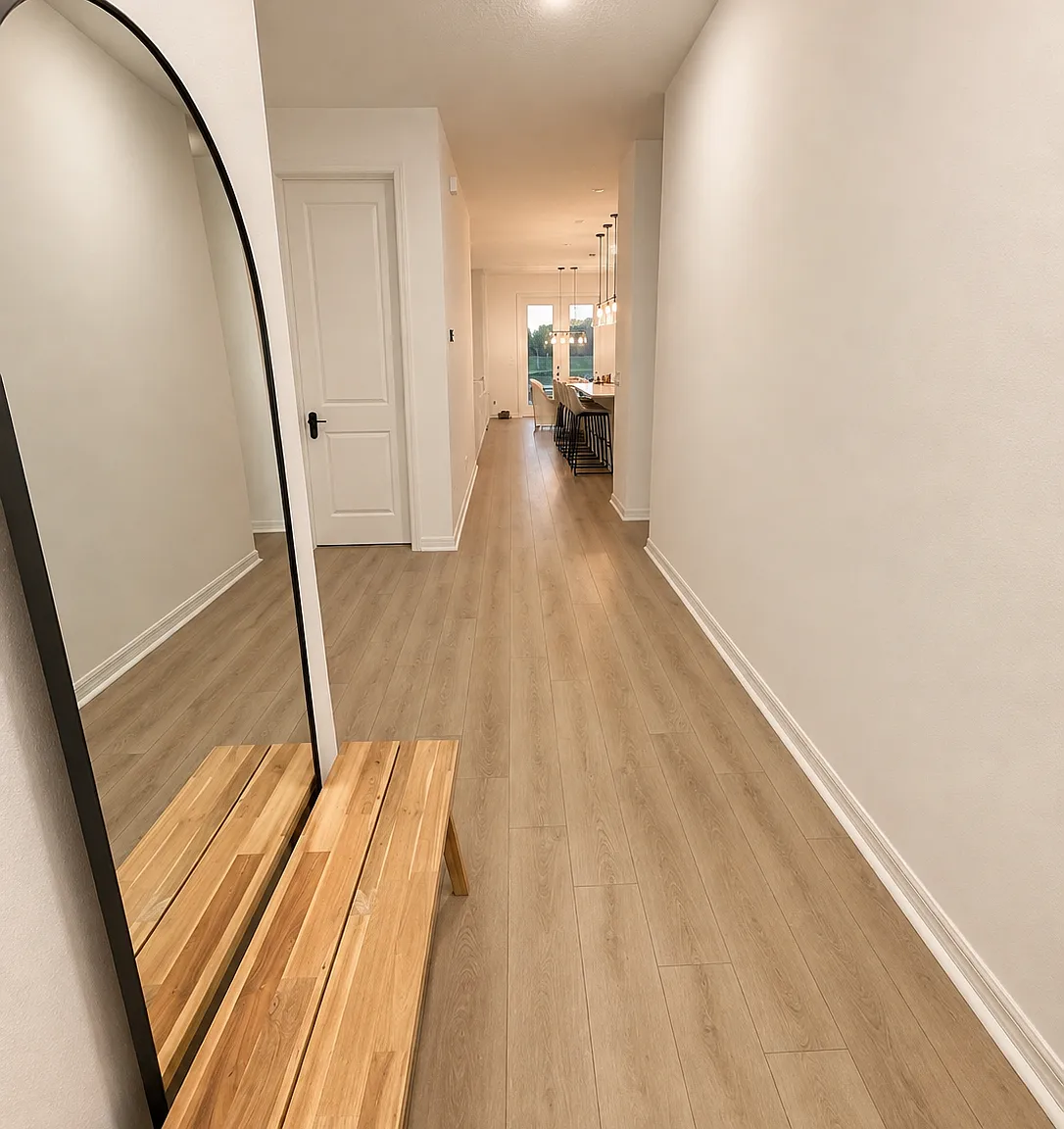 4 bed, 1903 sqft, $2,500 — Photo 2
