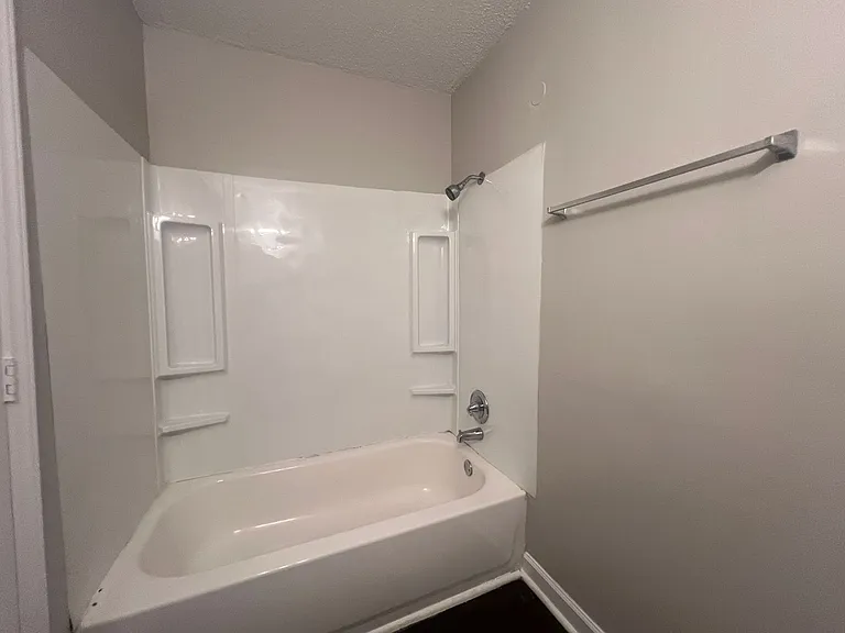 3605 Somerset Dr — Photo 10