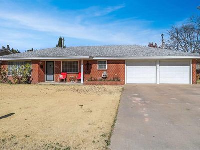 422 W Silver Dr, Hobbs, NM, 88240