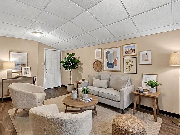 5th image of 1623 S Marsalis Ave