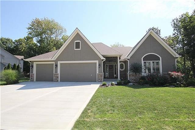 1st image of 10516 NW River Hills Dr