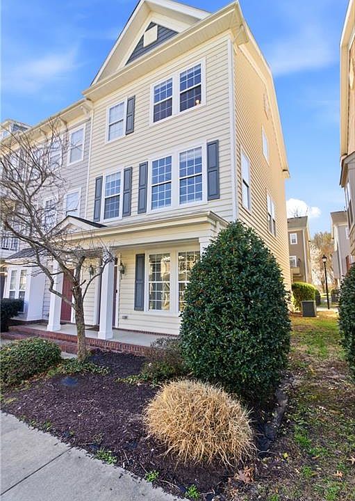 1st image of 229 Tigerlilly Dr