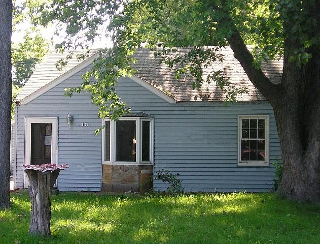 1st image of 15151 Bainbridge St